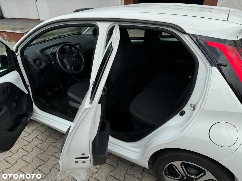 Toyota Aygo 1.0 VVT-i JBL Edition - 9