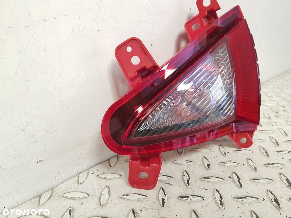BARDZO ŁADNA ORYGINALNA LAMPA PRAWA TYLNA KIA SPORTAGE V 5 21-25 PRZECIWMGIELNA TYŁ 92406R2000 - 4