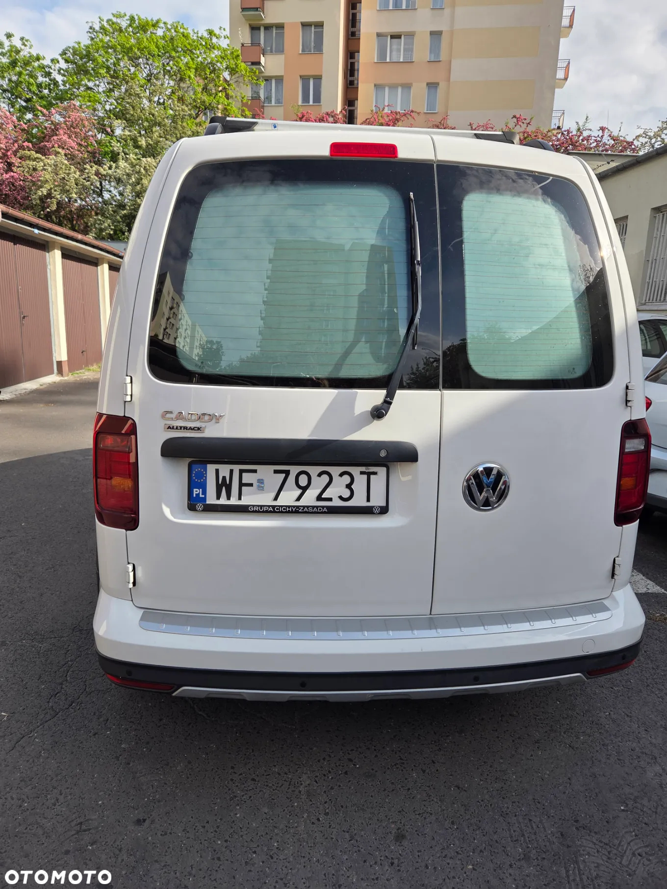 Volkswagen Caddy 2.0 TDI Alltrack DSG - 9