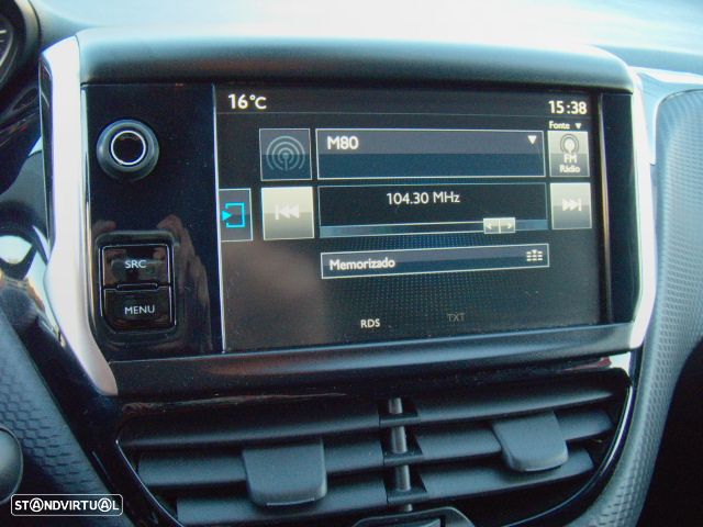 Peugeot 2008 1.2 PureTech Allure - 9