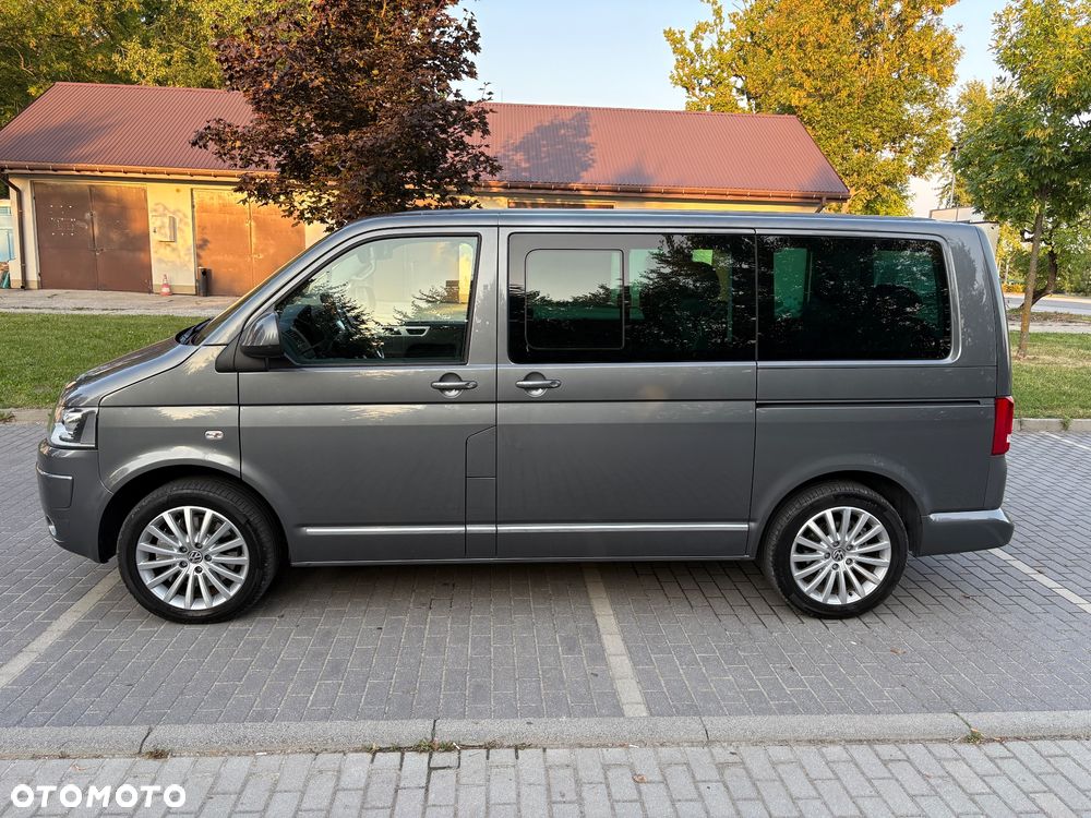 Volkswagen Multivan - 10