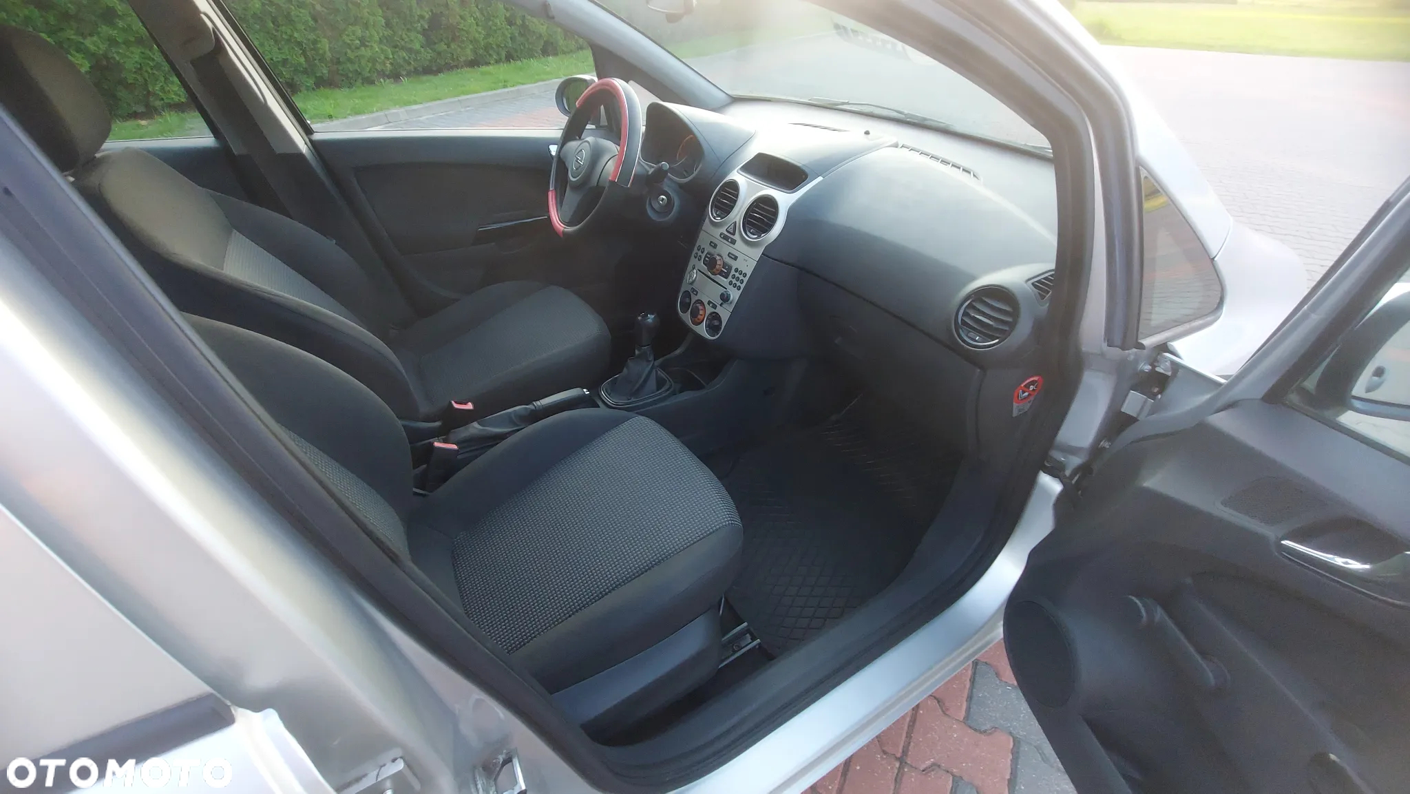 Opel Corsa 1.2 16V 111 - 10