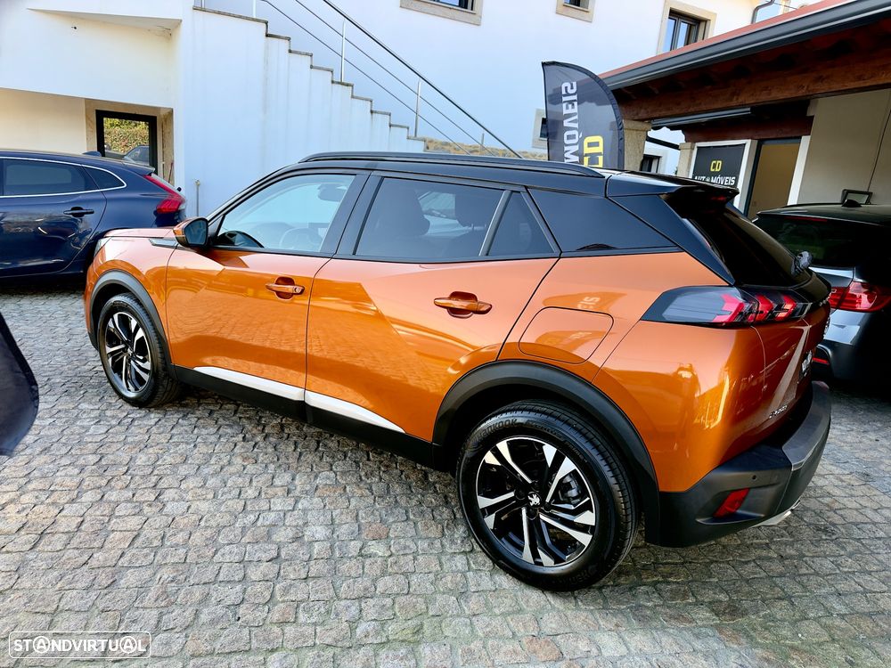 Peugeot 2008 1.2 PureTech Allure Pack - 4