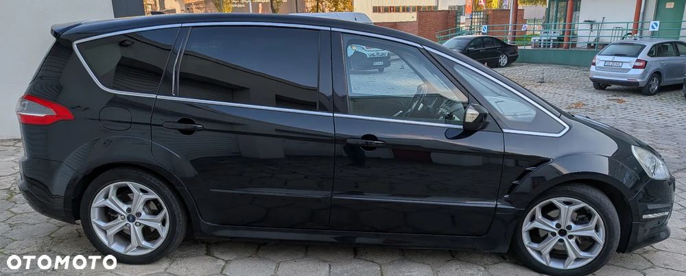Ford S-Max - 16