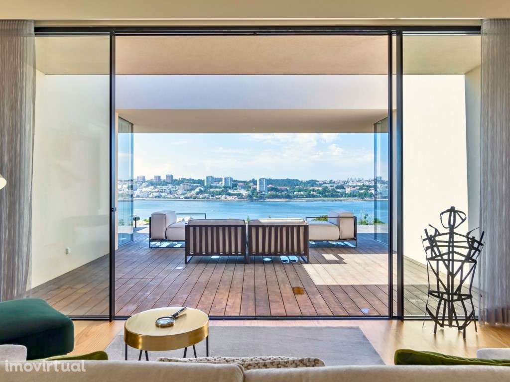 Moradia terrea isolada frente mar e rio na foz do Douro Vila Nova d... - Grande imagem: 2/11