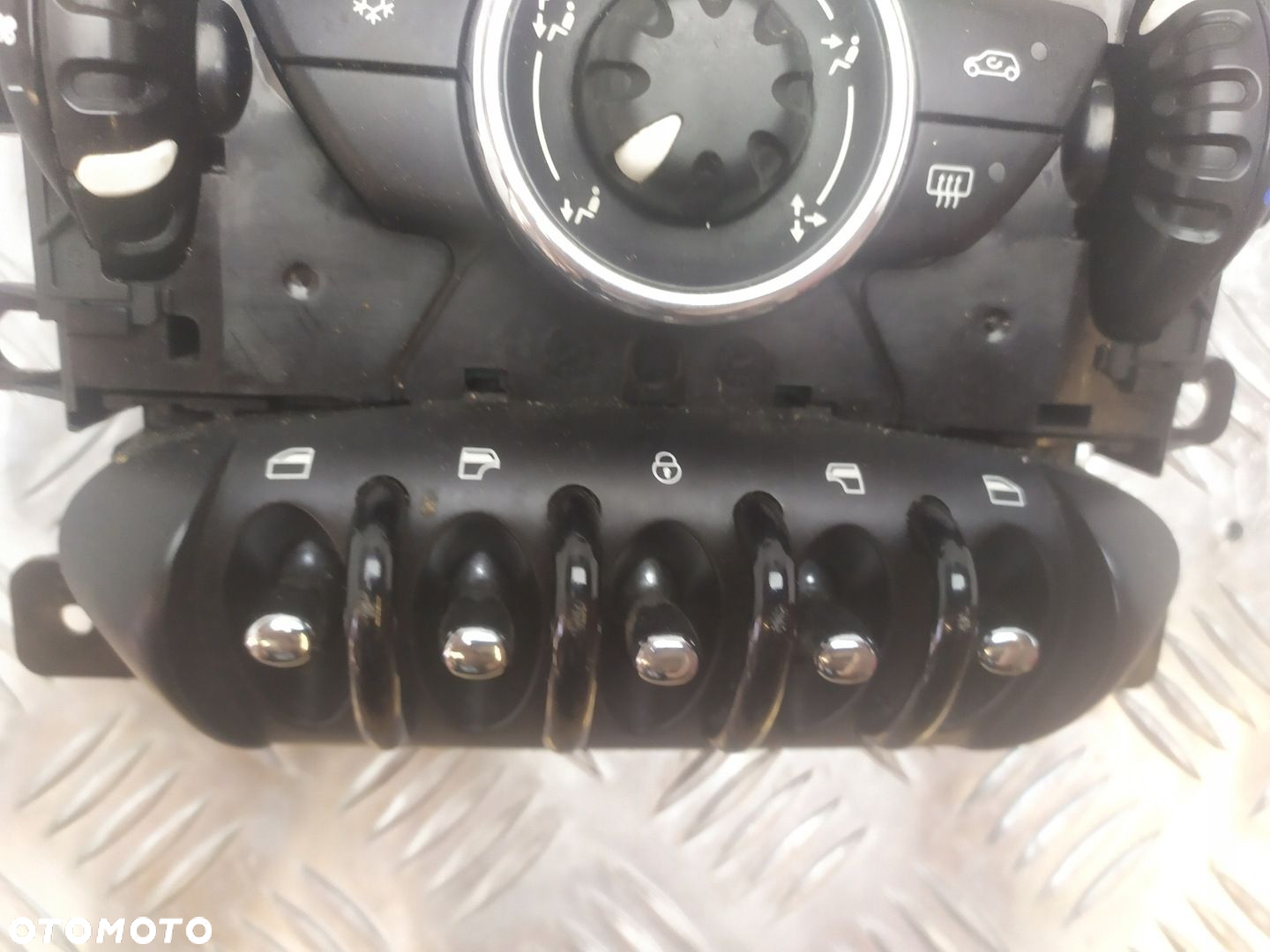 MINI R60 R61 PANEL STEROWANIA KLIMATYZACJI 9806727 - 3