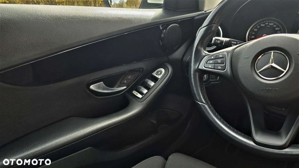 Mercedes-Benz Klasa C 180 (BlueTEC) d AMG Line - 16
