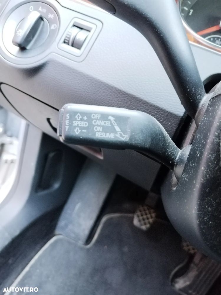 Volkswagen Passat 2.0 TDI Comfortline DPF - 18