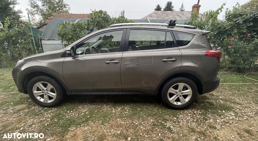 Toyota RAV4 2.0 D-4D 2WD Comfort - 7