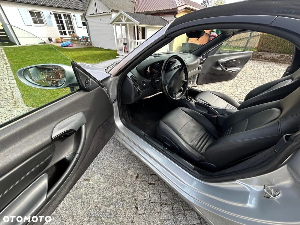 Porsche Boxster - 12