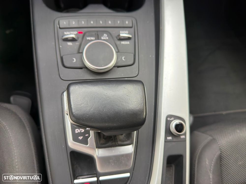 Audi A4 Avant 35 TDI S tronic - 40