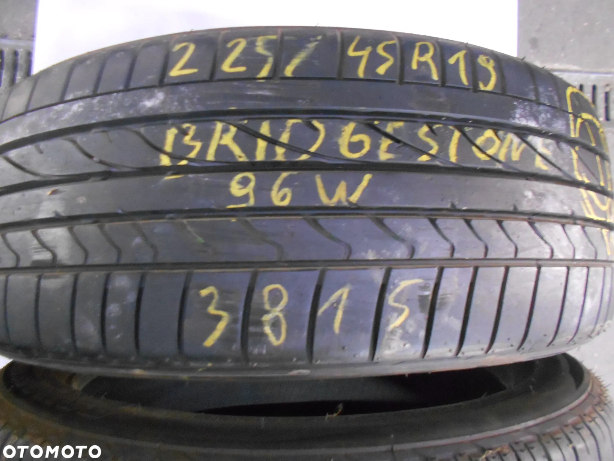 OPONY 225/45R19 BRIDGESTONE DUELER H/P DOT 2416 / 3815   7.5MM - 2