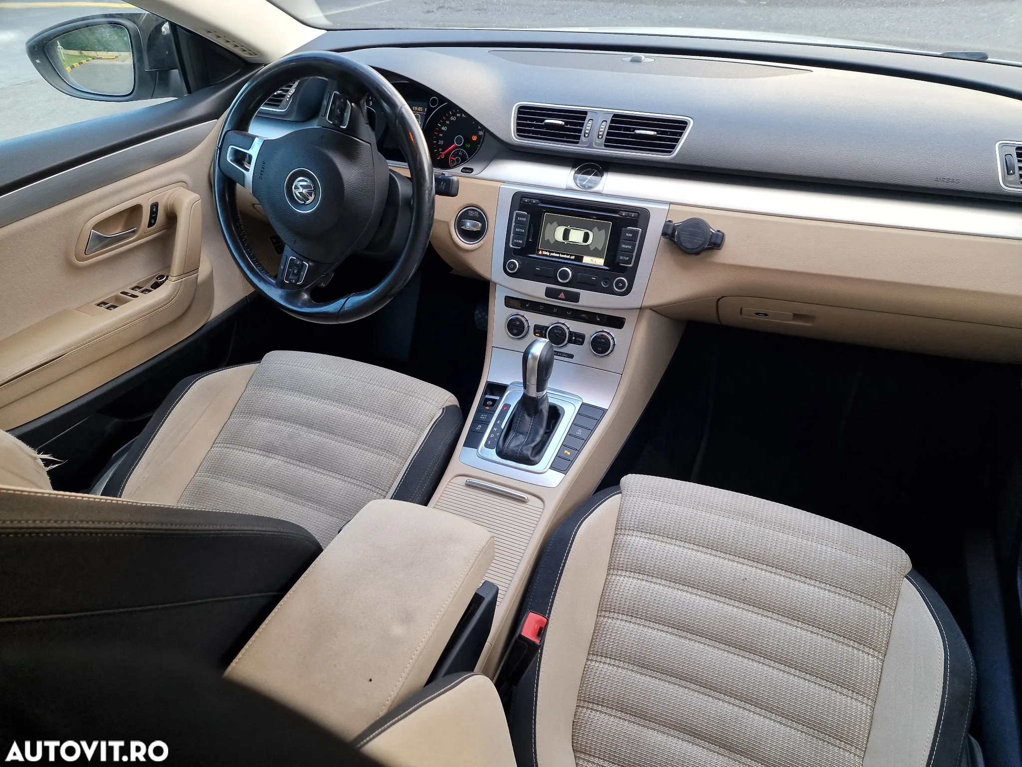 Volkswagen Passat CC 2.0 TDI BlueMotion Technology DSG - 13