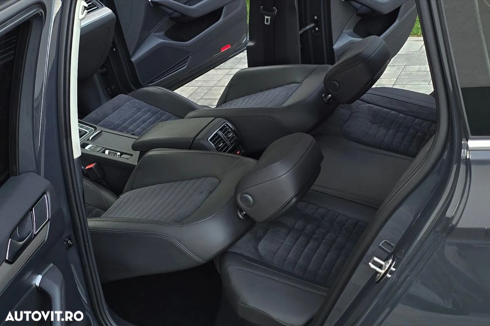 Volkswagen Passat 2.0 TDI DSG Highline - 24