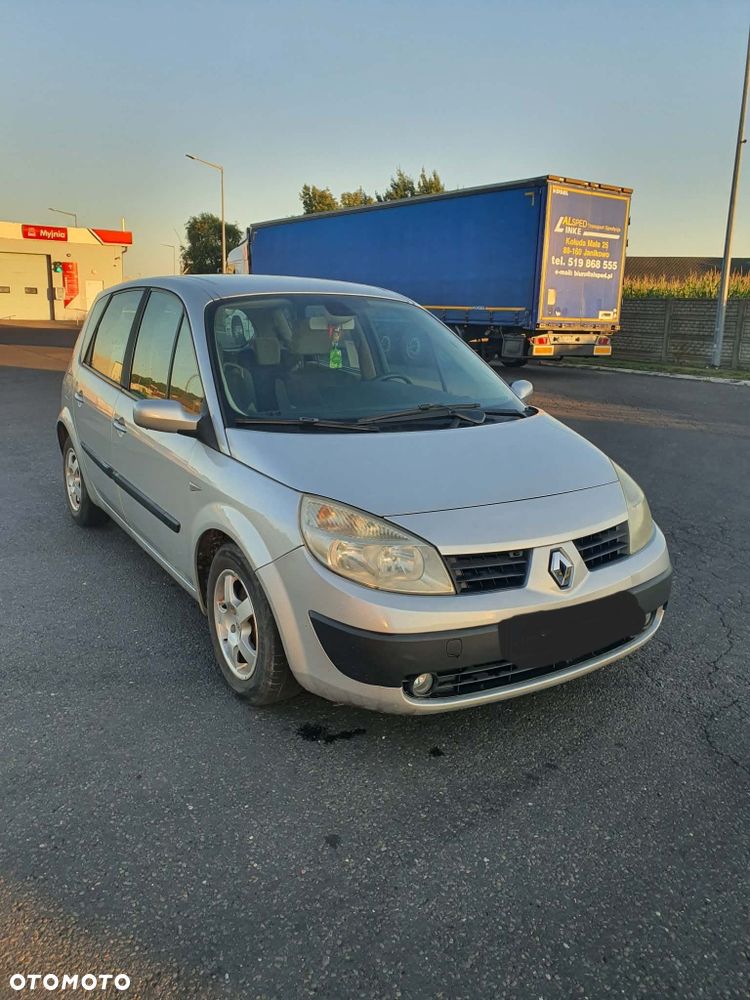 Renault Scenic - 2
