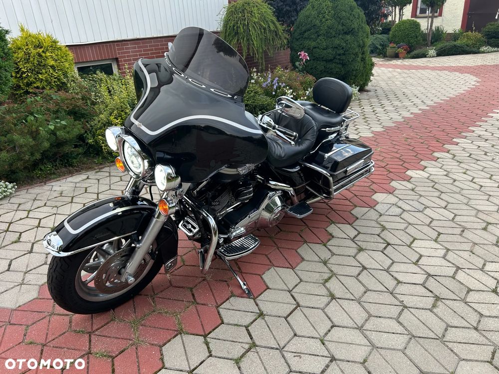 Harley-Davidson FLH Electra Glide - 12