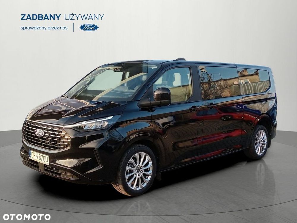 Ford Tourneo Custom - 1