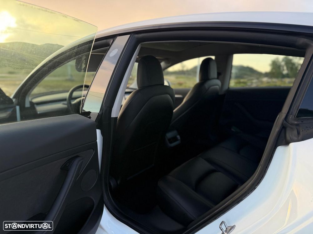 Tesla Model 3 Tração Traseira - 13