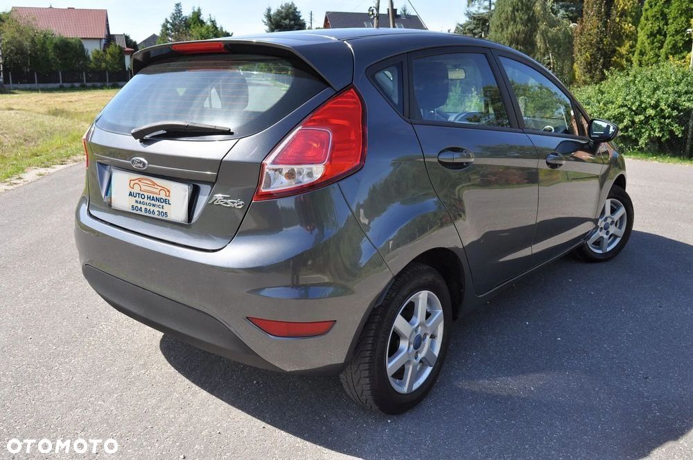 Ford Fiesta 1.25 Ambiente EU5 - 9