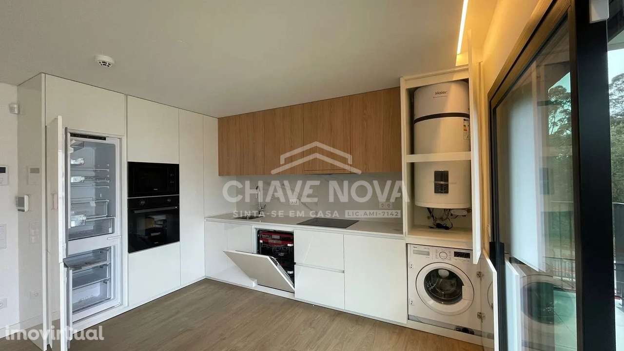 T0 com Varanda e Lugar de Estacionamento MAD/02062/CO - Grande imagem: 5/8