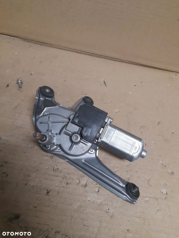 Mechanizm silniczek wycieraczki tył tylnej Toyota Avensis T25 kombi 85130-05100 2529600-0103 - 3