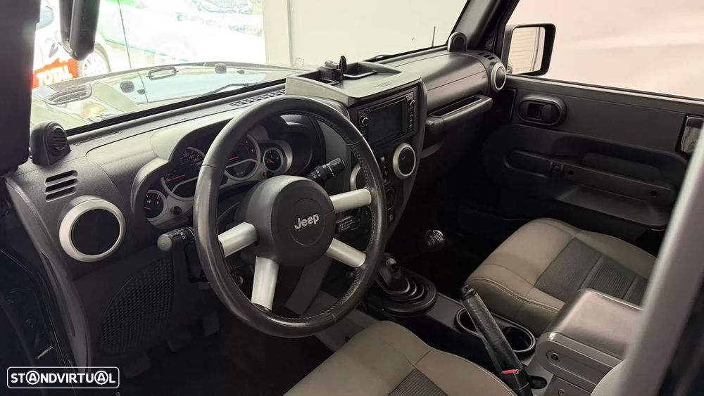 Jeep Wrangler Unlimited - 19
