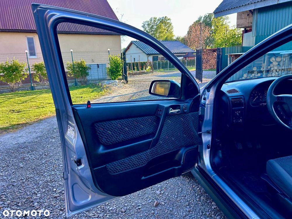 Opel Astra - 9
