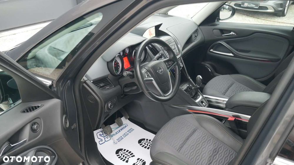 Opel Zafira - 9