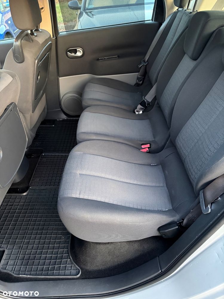 Renault Scenic 1.6 16V 110 LIMITED - 17