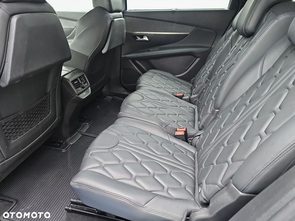 Peugeot 5008 2.0 BlueHDi Allure Pack S&S EAT8 - 22