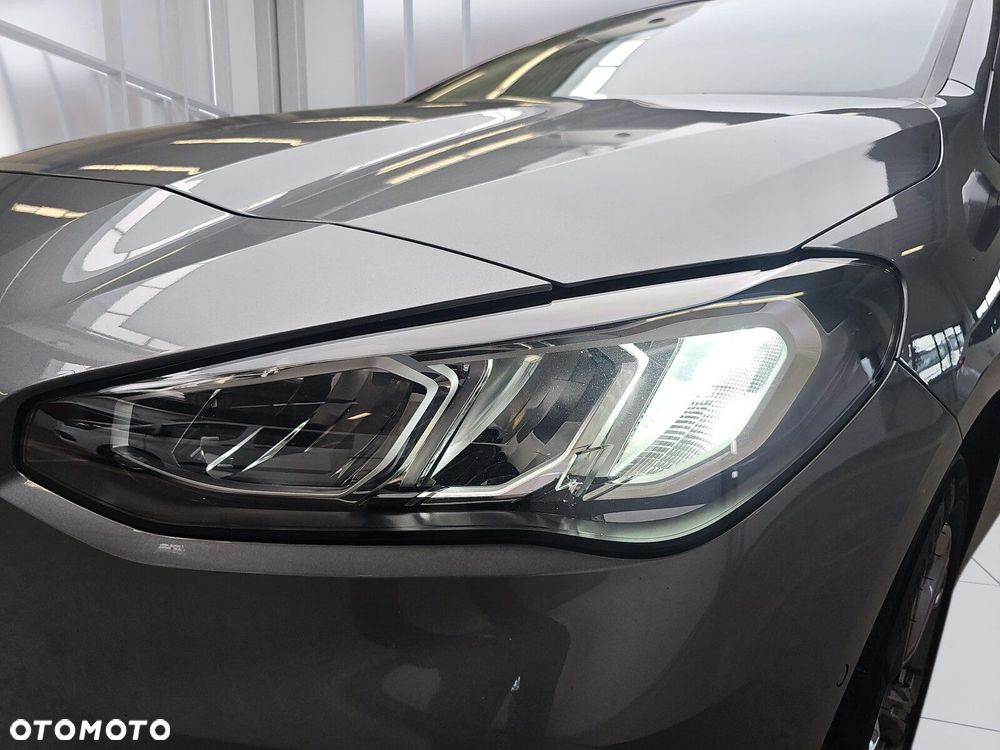 BMW Seria 2 218i - 33