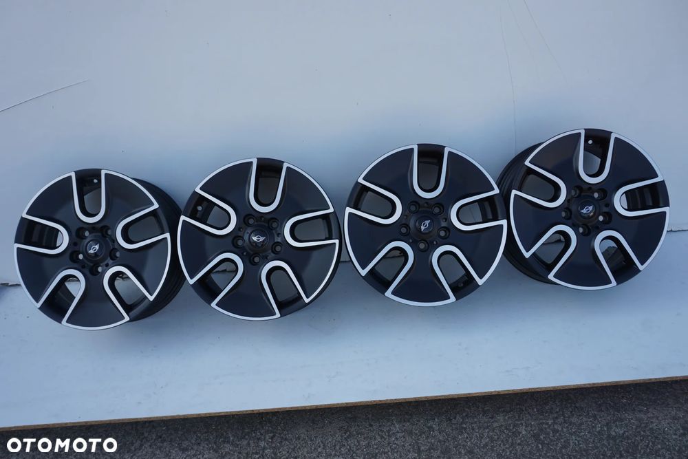 Mini 5x120 17 7J et50 stan b.dobry mat - 4