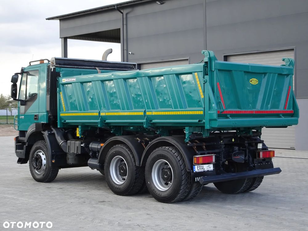Iveco Iveco Trakker 6x4 Kipper Meiller Hydroburta stan idealny - 4