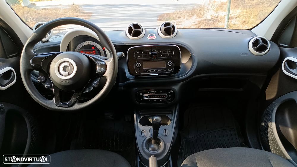 Smart ForFour EQ - 10