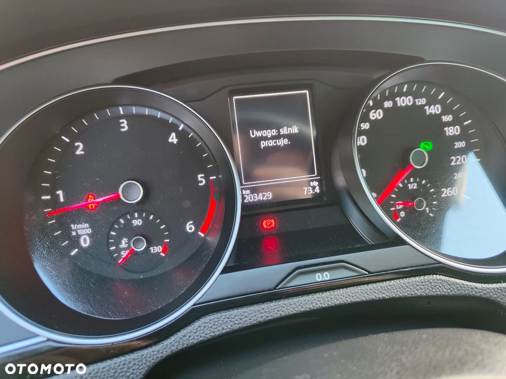 Volkswagen Passat 2.0 TDI SCR DSG Highline - 22