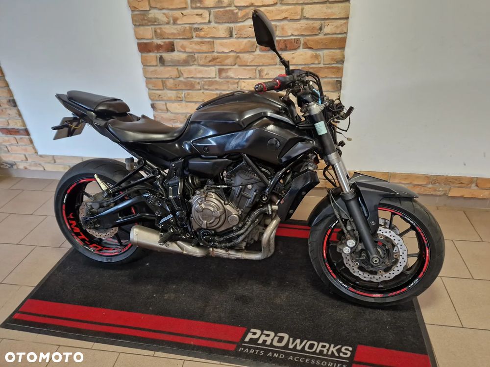 Yamaha MT - 7