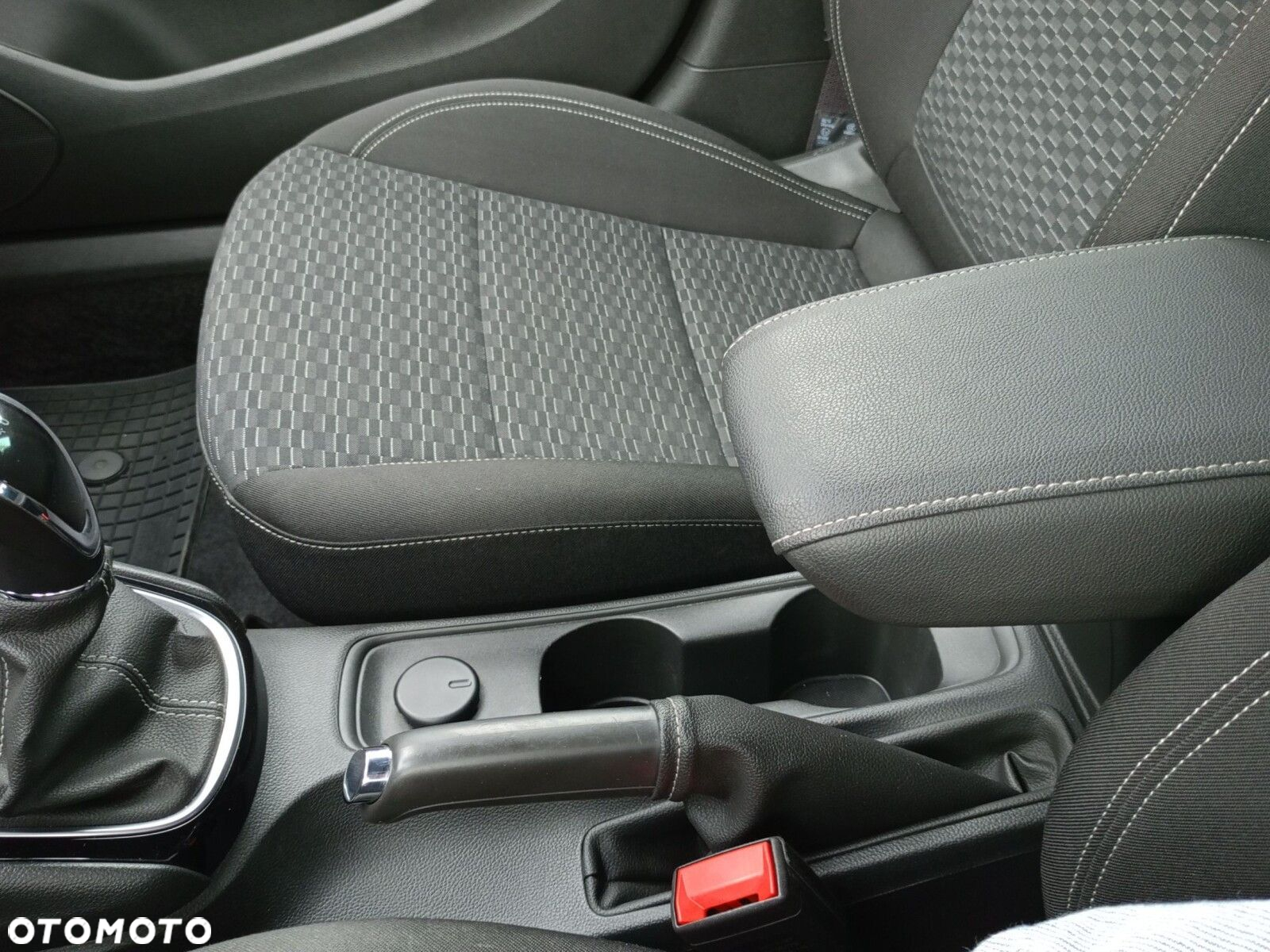 Opel Astra - 14