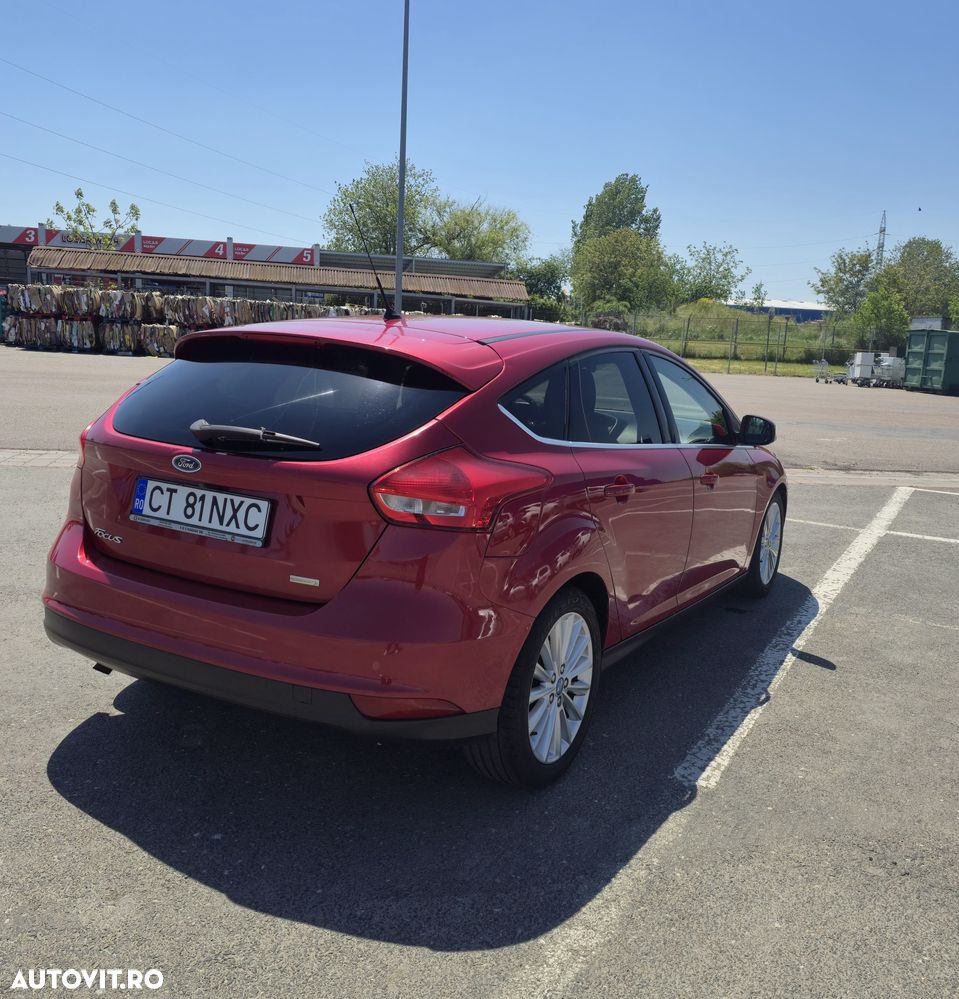 Ford Focus 1.5 EcoBoost Titanium - 15