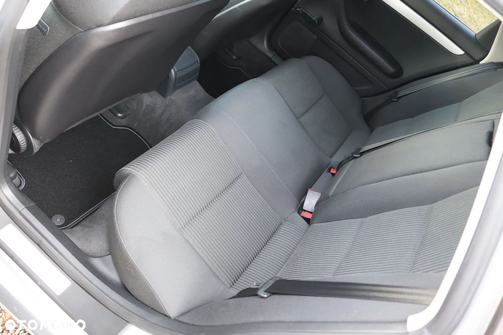 Audi A4 Avant 1.8 T - 31