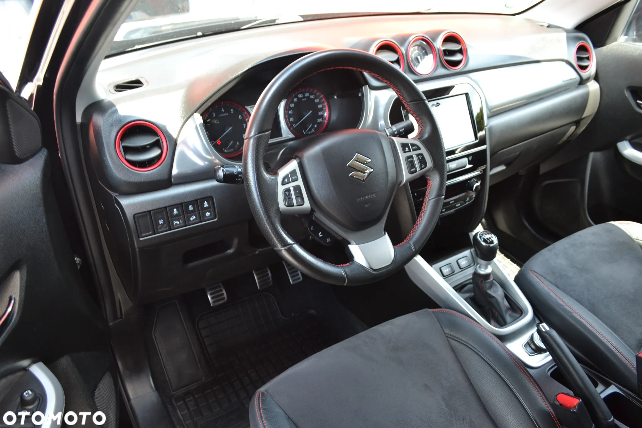 Suzuki Vitara 1.4 Boosterjet Allgrip S - 5