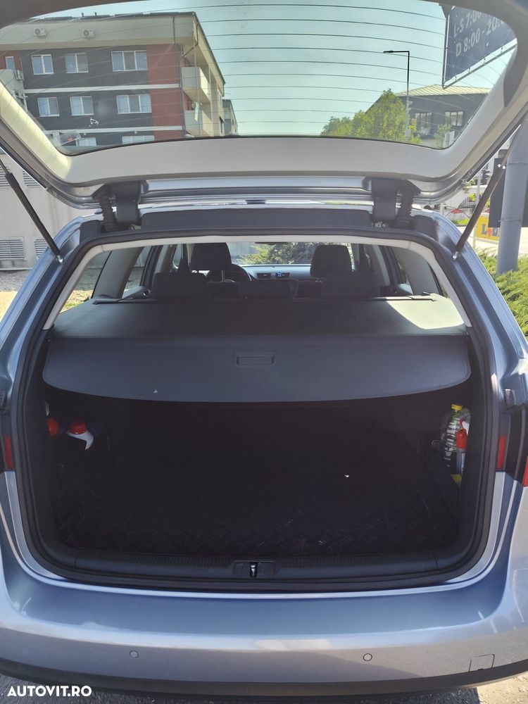 Volkswagen Passat 2.0 TDI Comfortline DPF - 34