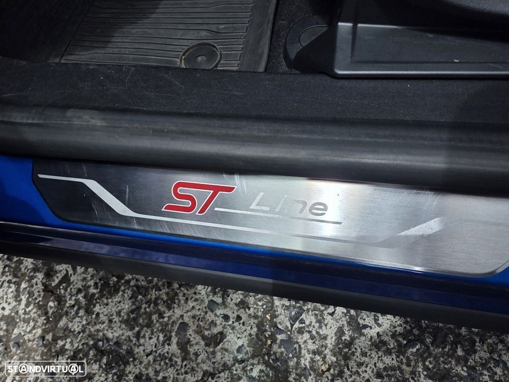 Ford Puma 1.0 EcoBoost Hybrid ST-LINE - 37