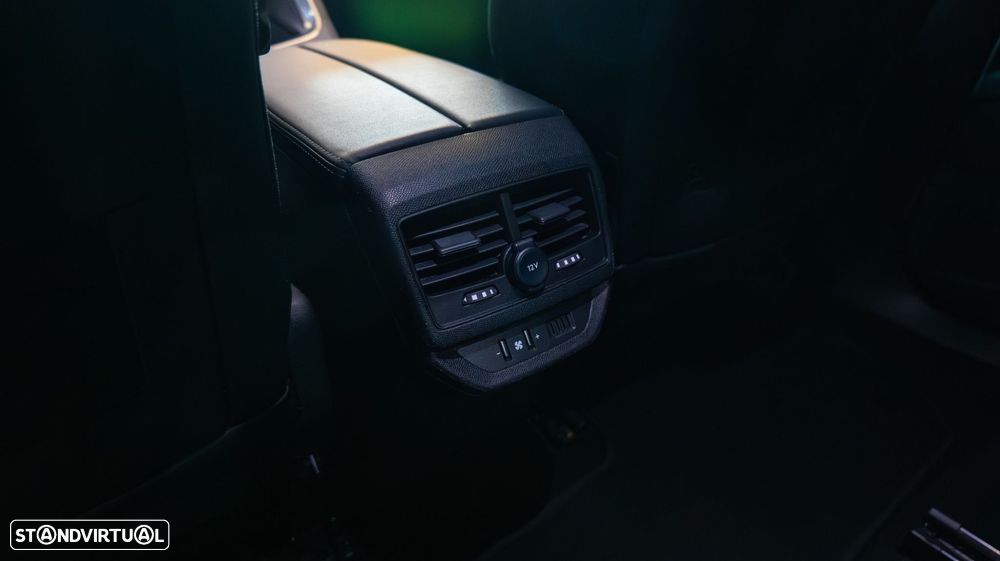 Peugeot 5008 1.2 PureTech Allure Pack EAT8 - 21