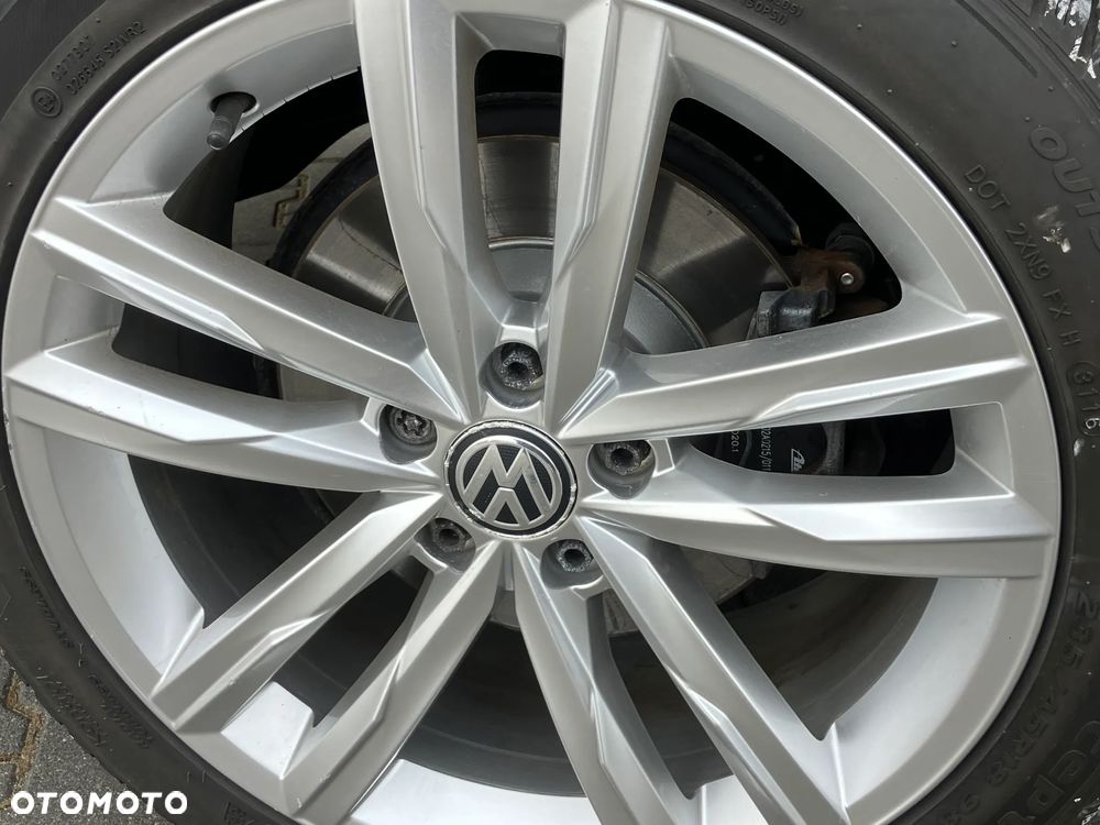 Volkswagen Passat 2.0 TDI (BlueMotion Technology) DSG Highline - 13
