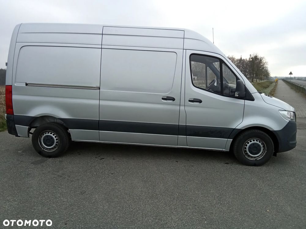 Mercedes-Benz SPRINTER - 12