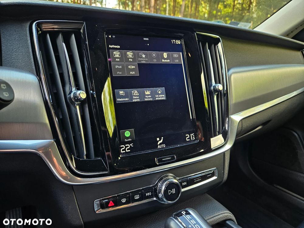 Volvo V90 T5 Momentum - 39