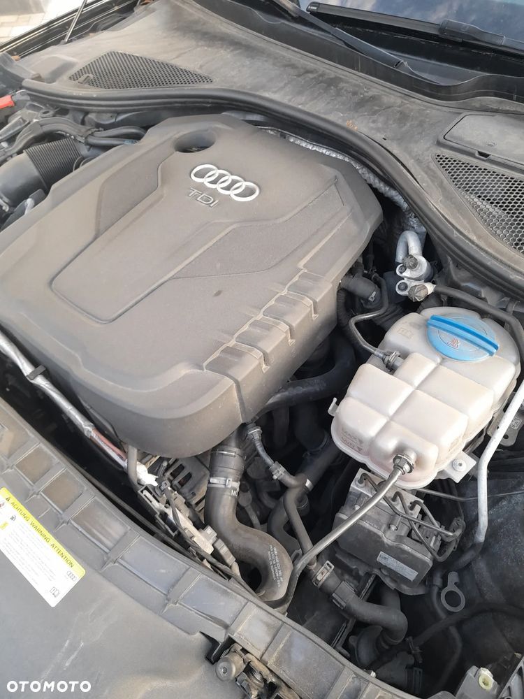 Audi A6 Avant 2.0 TDI ultra S tronic - 14