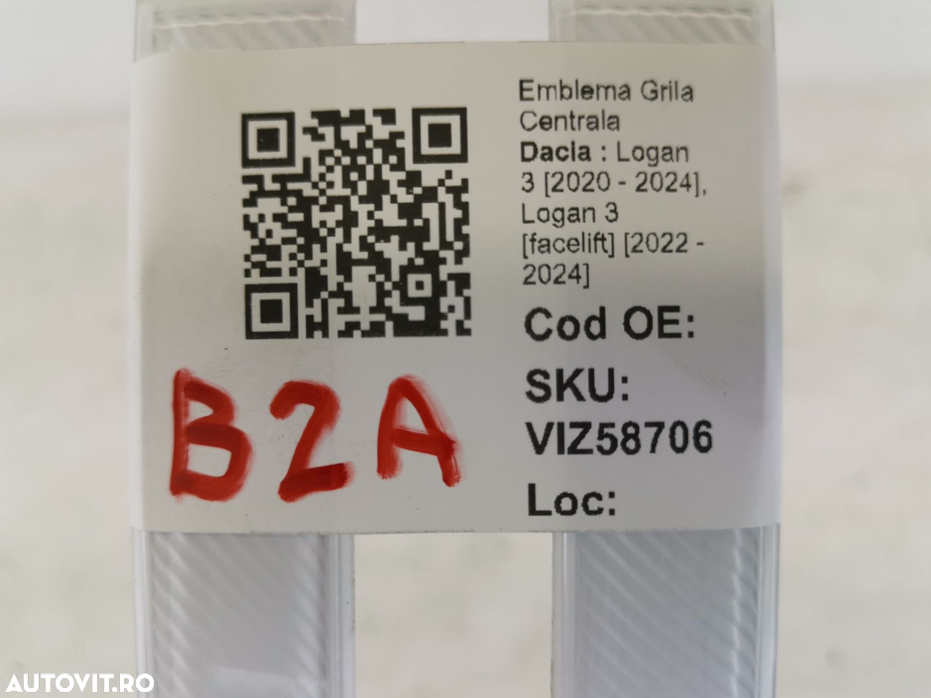 Emblema Grila Centrala Dacia  Logan 3 [2020 - 2024], Logan 3 [facelift - 8