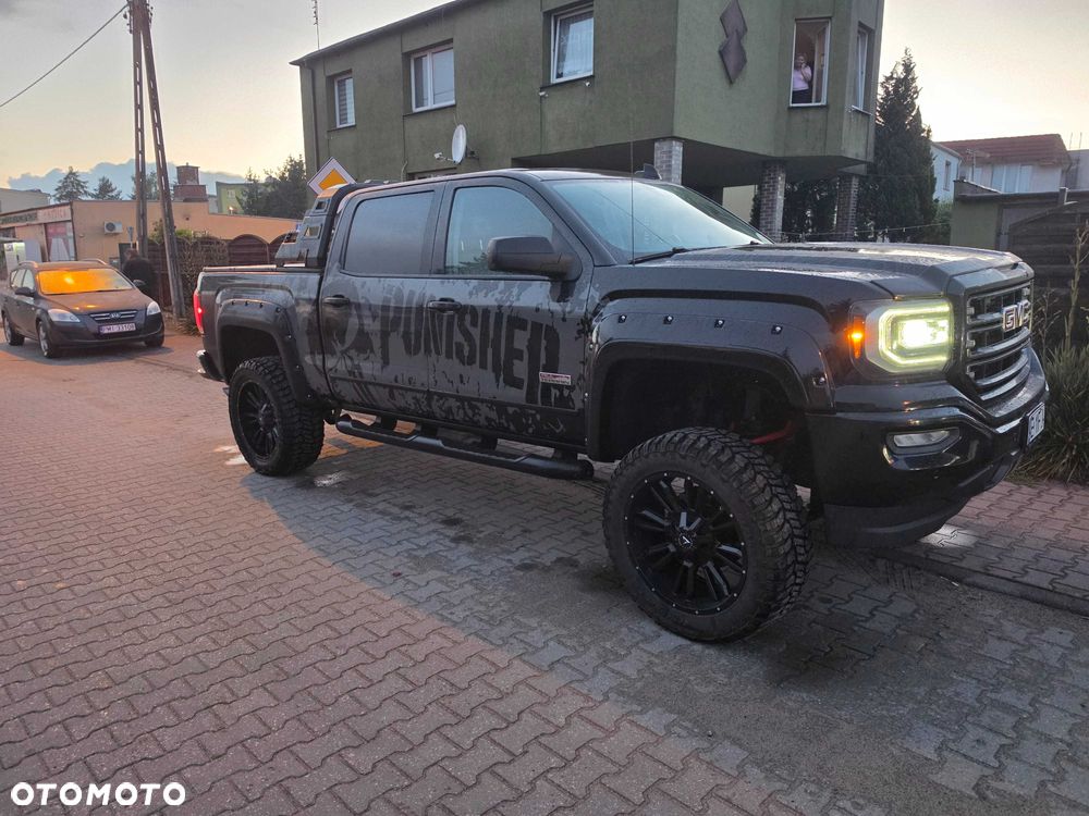 GMC Sierra - 5