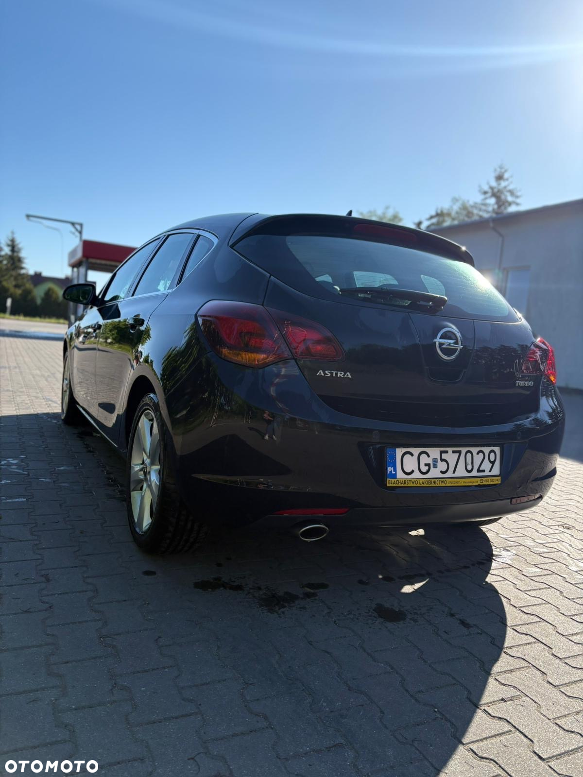 Opel Astra IV 1.4 T Cosmo - 4